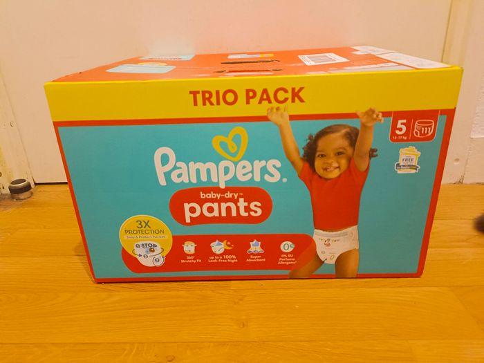 Couches Pampers pants taille 5 - photo numéro 1