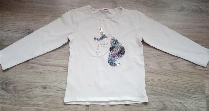 🦄 Tee shirt licorne sequins magiques 🦄 - photo numéro 1