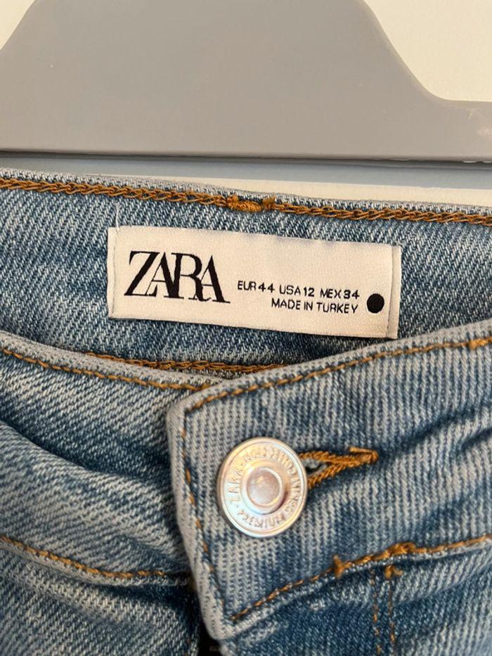 Jean Zara bleu clair taille 44 - photo numéro 2