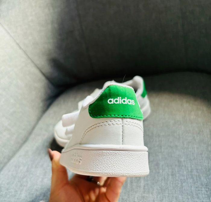 Baskets enfant garçon mixte adidas blanc vert Stan Smith - photo numéro 2