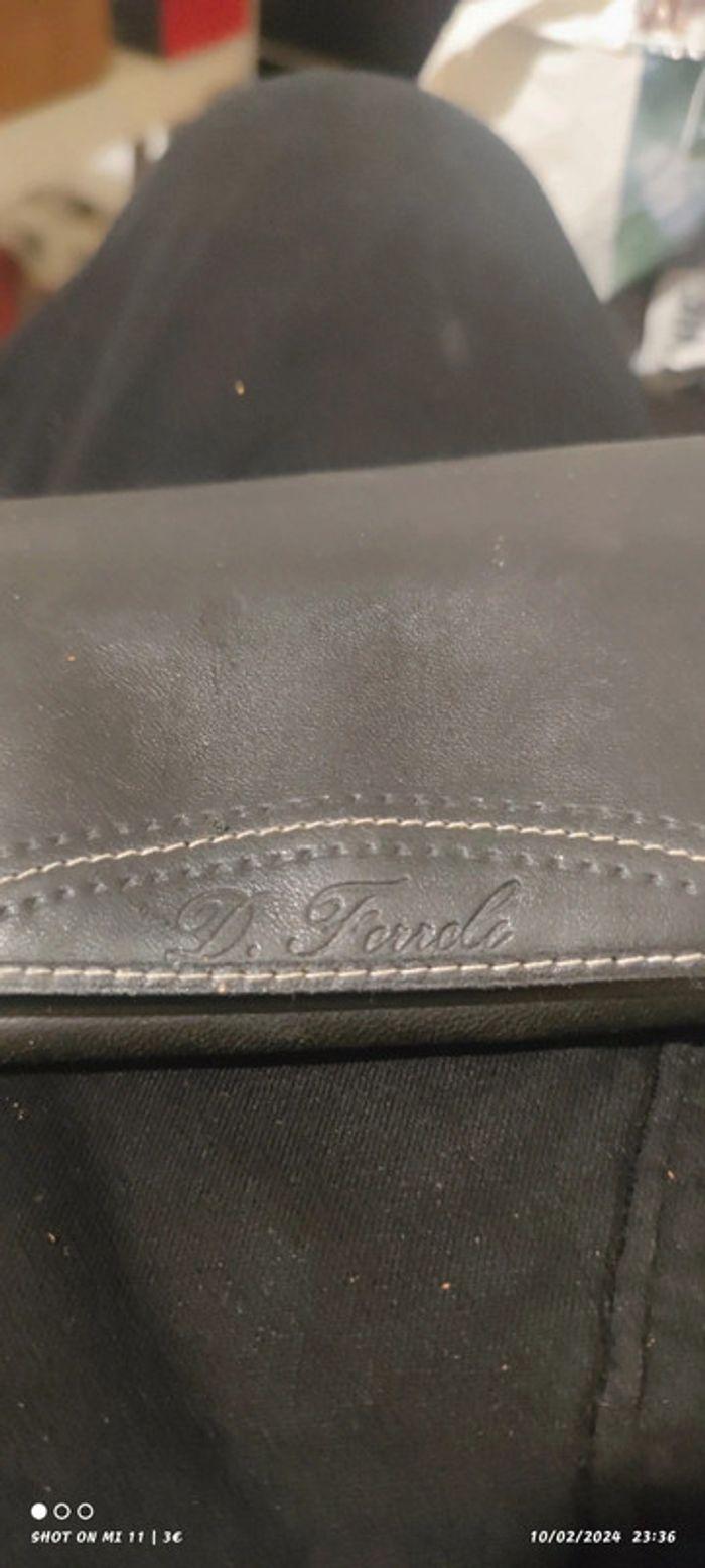 Porte feuille cuir - photo numéro 1