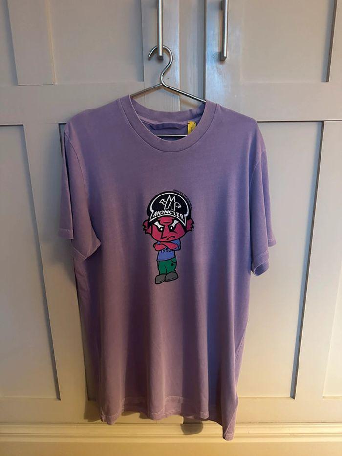 Moncler 1952 Cartoon Motif T-shirt Violet Rare - photo numéro 1