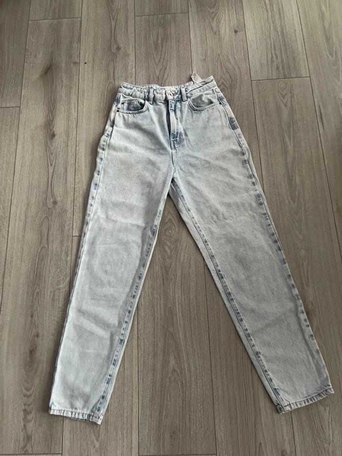 Très beau jeans Zara - photo numéro 1