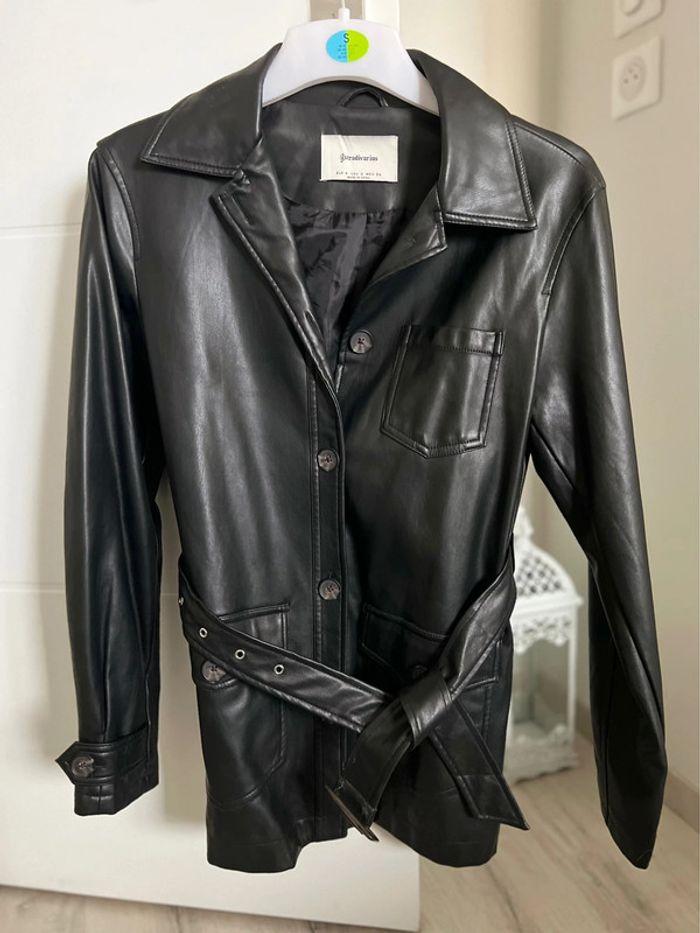 Veste chemise simili cuir stradivarius taille S - photo numéro 2