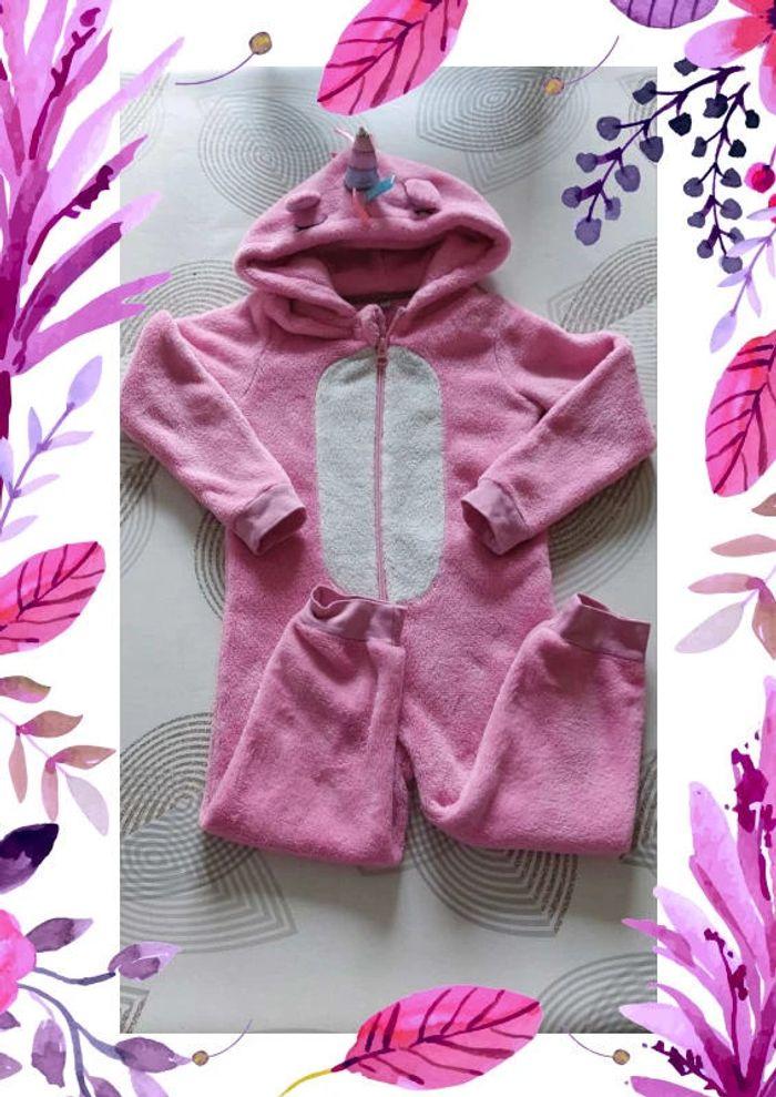 Joli surpyjama licorne bébé fille 2 ans - photo numéro 1