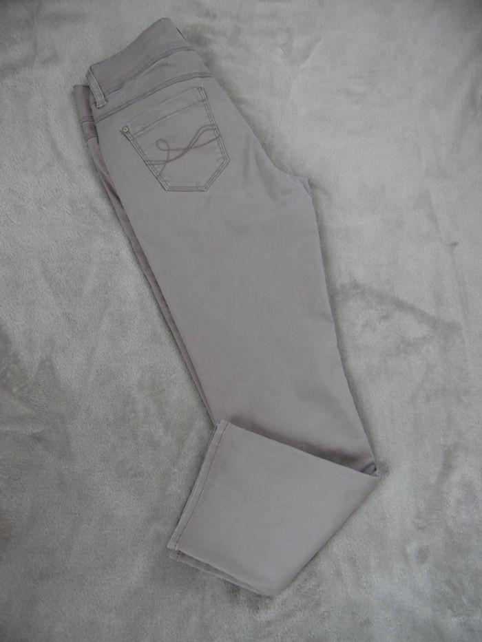 Jeans kaki/gris, taille 40. - photo numéro 3