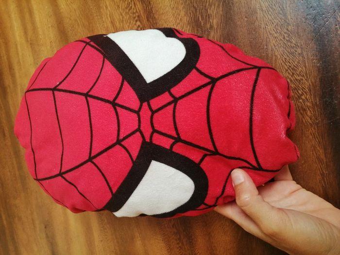 Coussin spiderman - photo numéro 1