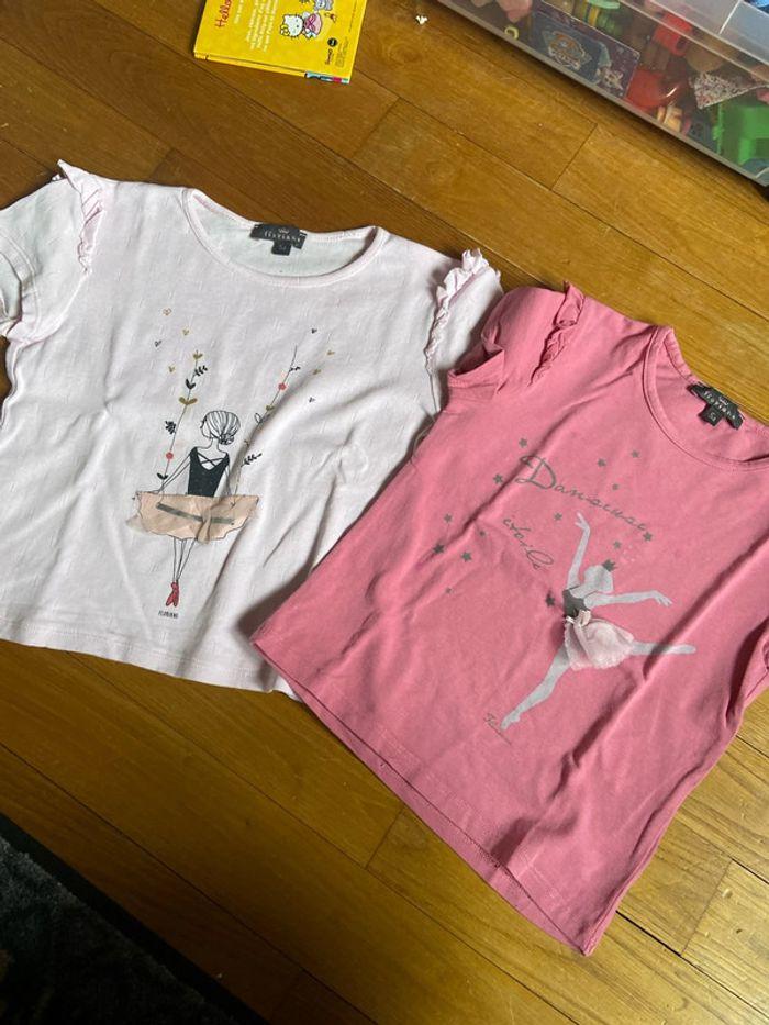 2 tee shirts motif danseuse Floriane 5 ans - photo numéro 1