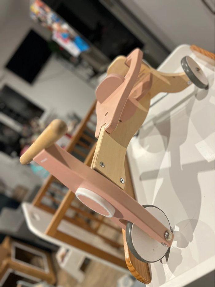 Vertbaudet Porteur + siège poupon poupée vélo draisienne en bois FSC® avec decor rose fille - photo numéro 2