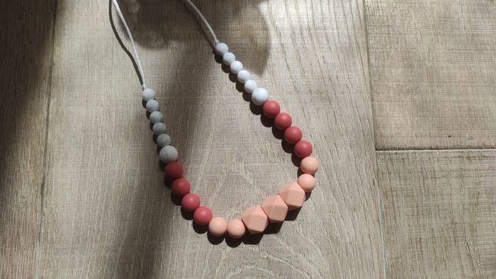 Collier allaitement silicone nude terracotta