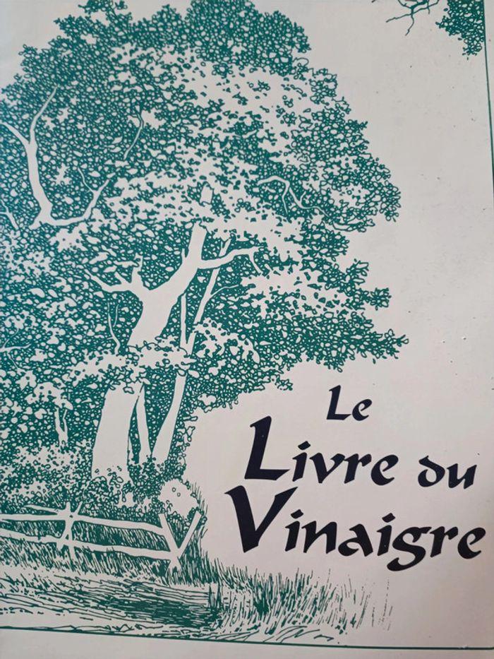 Le livre du vinaigre - photo numéro 1