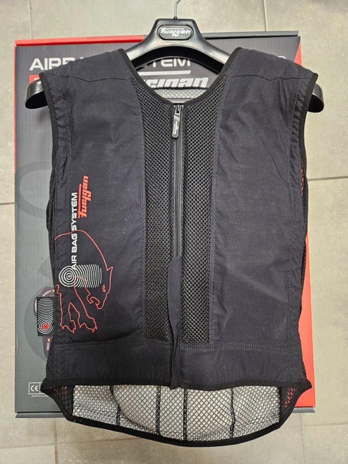 Gilet airbag Furygan et protections pectorales - photo numéro 4