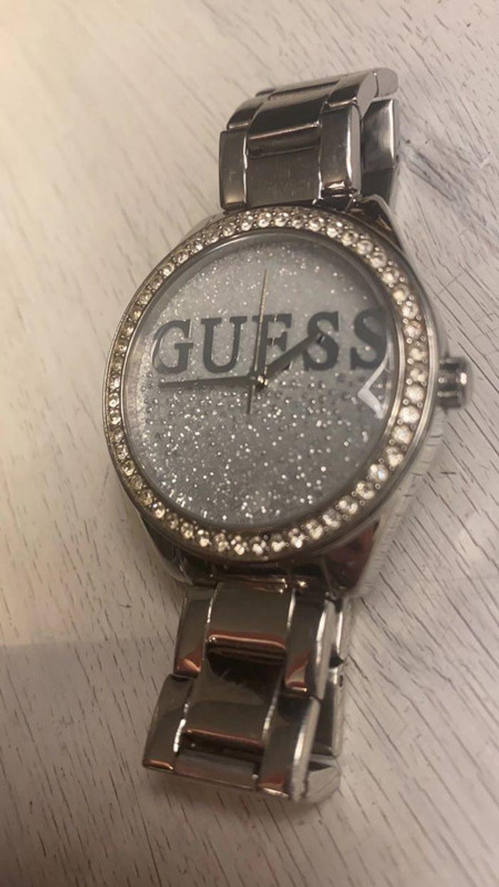 Montre GUESS - photo numéro 2