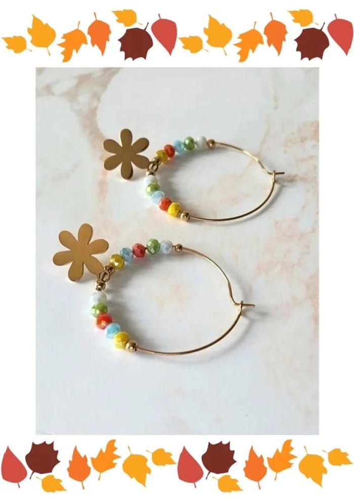 🌺 Boucles d'oreilles ronde avec fleur 🌺 - photo numéro 2