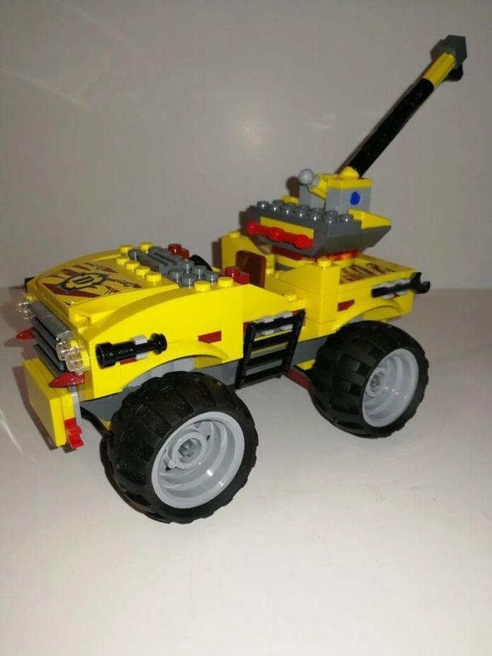 Jouet dépanneuse voiture Jeep 4x4 Lego - photo numéro 2