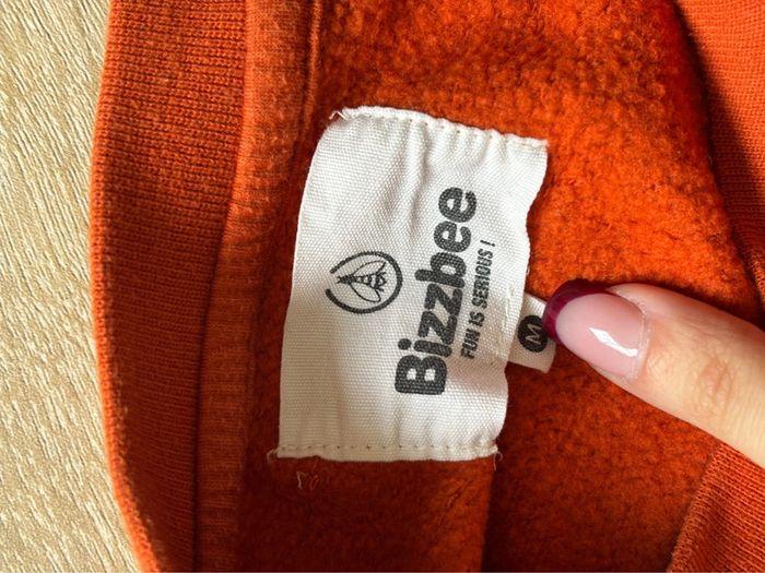 Pull orange « En mode marmotte » - photo numéro 3