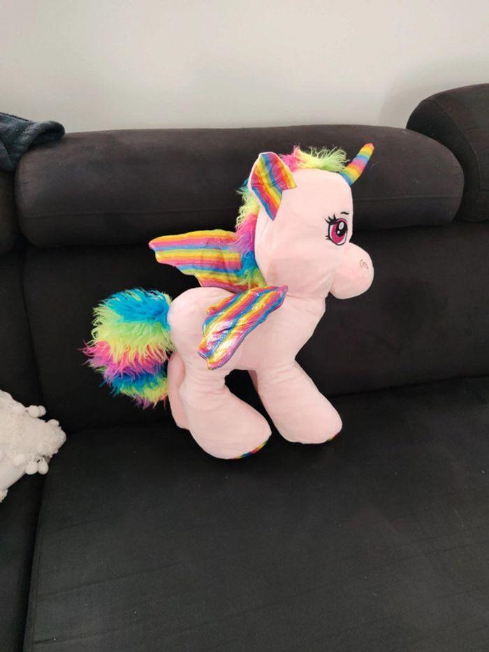 Grosse peluche licorne - photo numéro 1