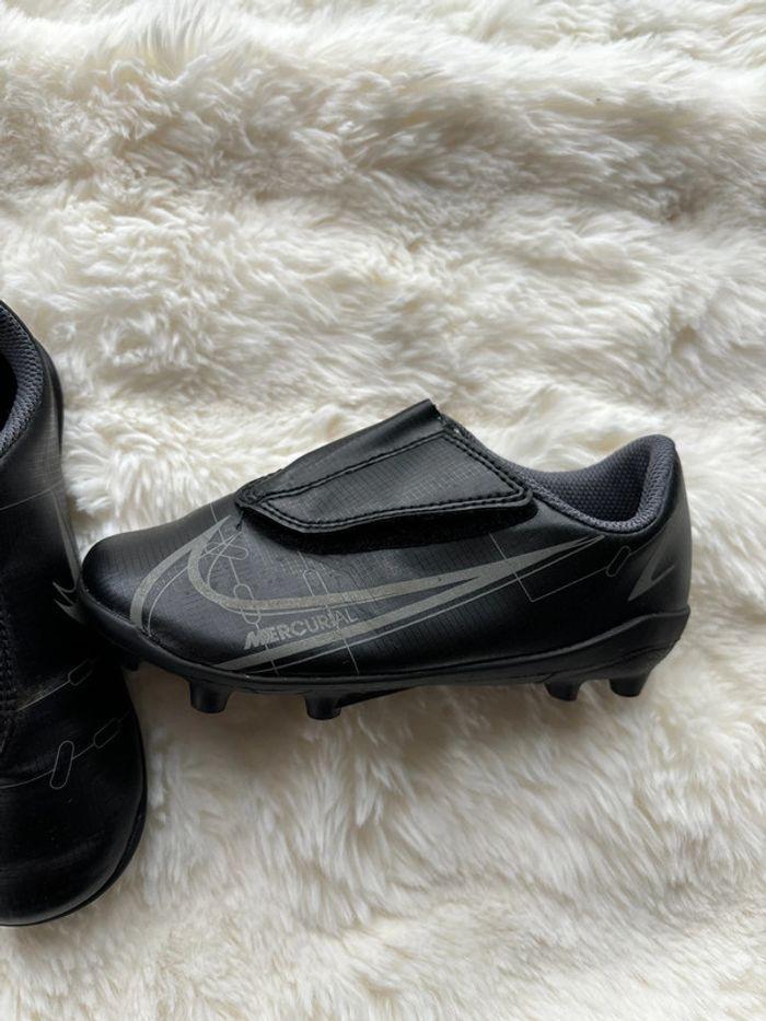 Crampons mercurial nike 28,5 - photo numéro 2