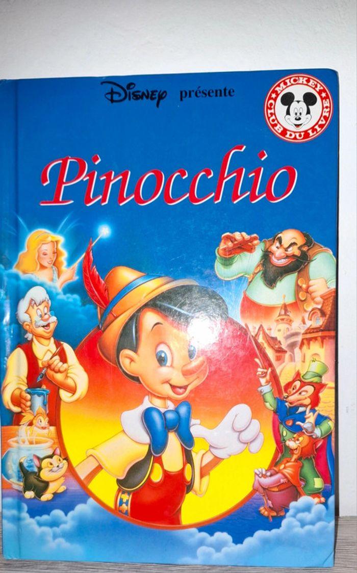 Livre  Disney  pinocchio - photo numéro 1