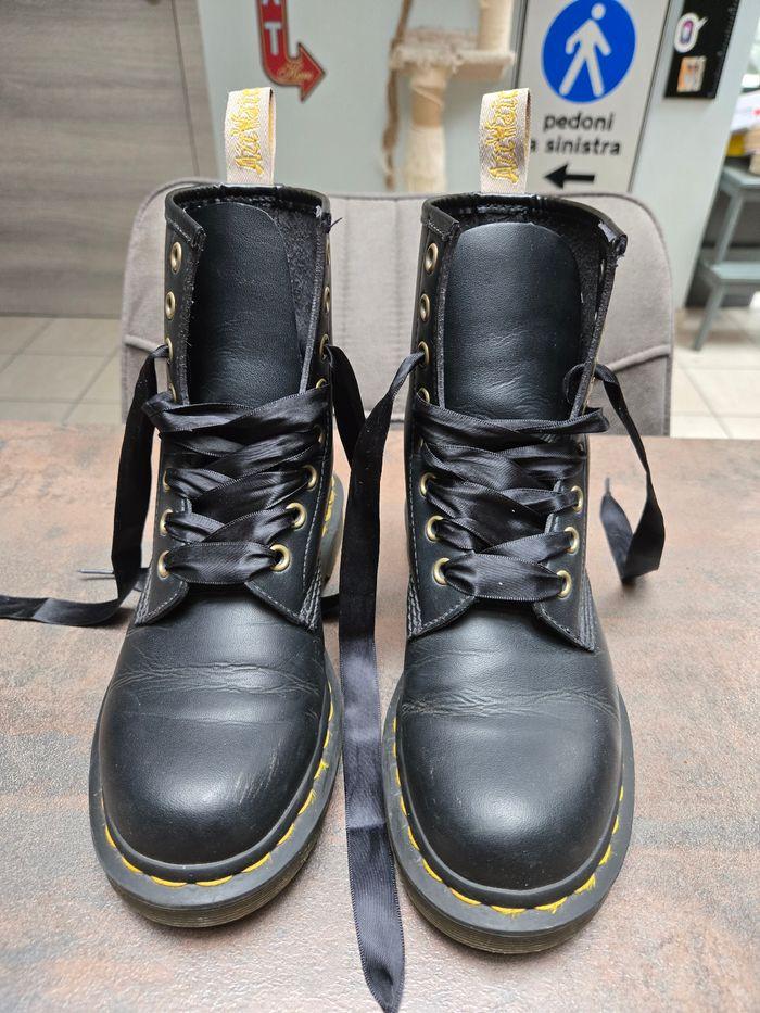 Doc Martens VEGAN pointure 36 - photo numéro 1