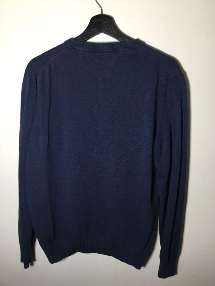 Pull col V pour homme Tommy Hilfiger bleu marine taille M 075 - photo numéro 2