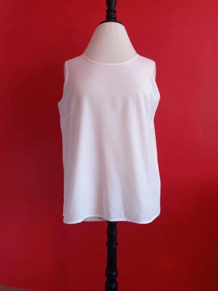 Blouse Blanche sans manche Taille 44 - photo numéro 7