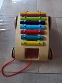 Xylophone Janod sur roue