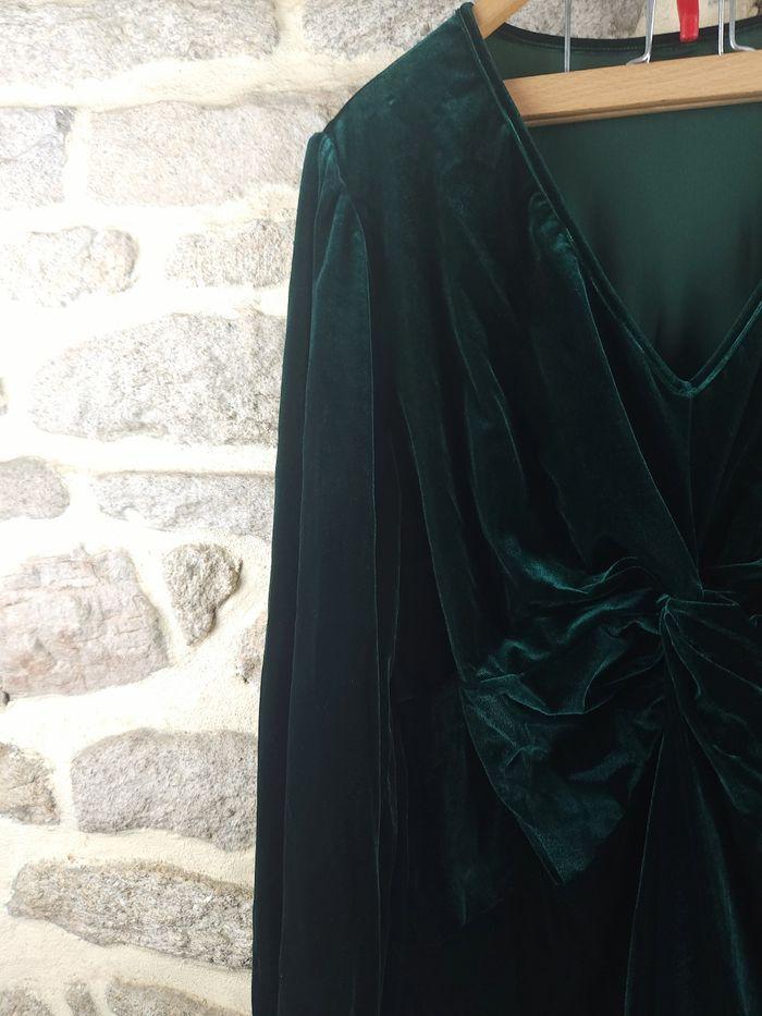 Robe torsadée en velours verte sapin Femme taille 52 marque Asos 🍬 - photo numéro 2