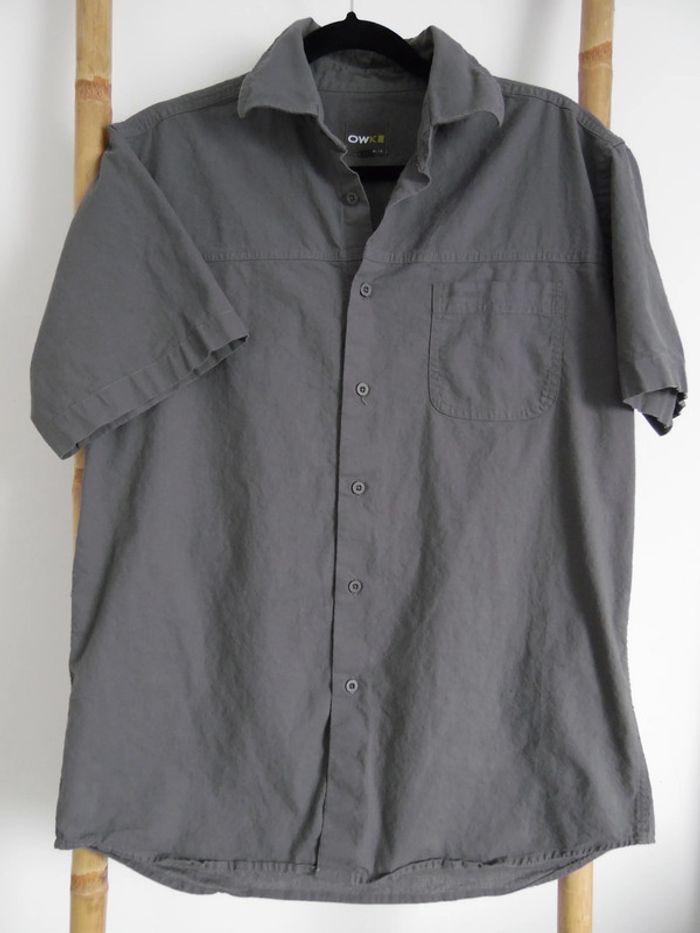 Chemise grise, taille M. - photo numéro 2