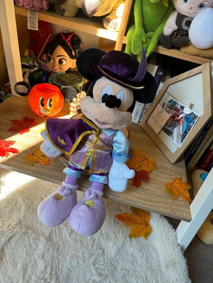 Peluche Mickey Disneyland hôtel - photo numéro 3