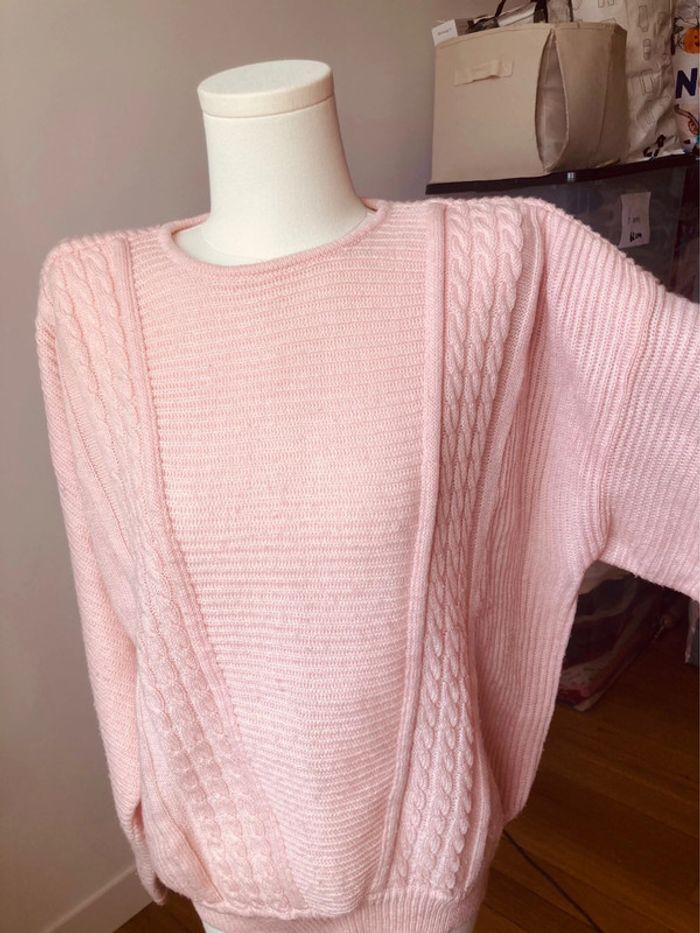 Authentique Pull vintage maille torsadée rose layette - photo numéro 4