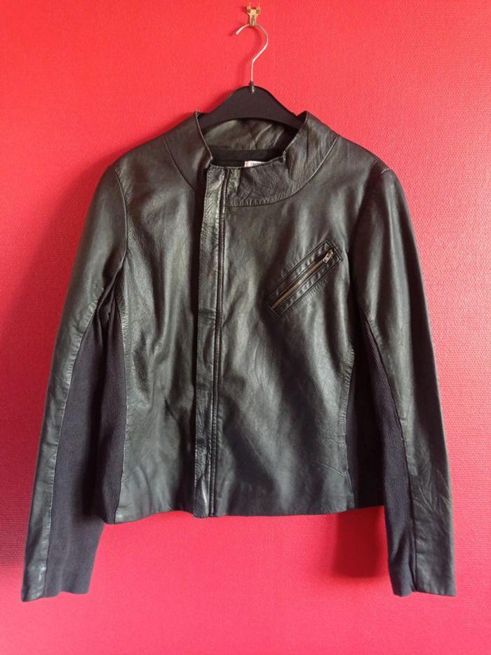 Blouson Cuir Noir Taille 42 en Excellent état - photo numéro 1