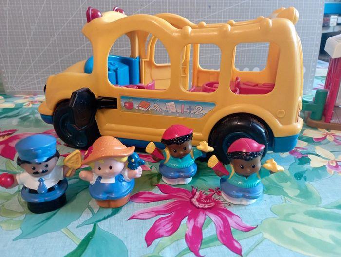 Car scolaire avec enfants little people - photo numéro 1