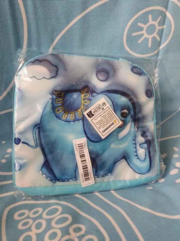 🐘 Sac À Lunch Bleu 3D Éléphant Kawaii 🐘 Isotherme et Mignon Neuf - photo numéro 3