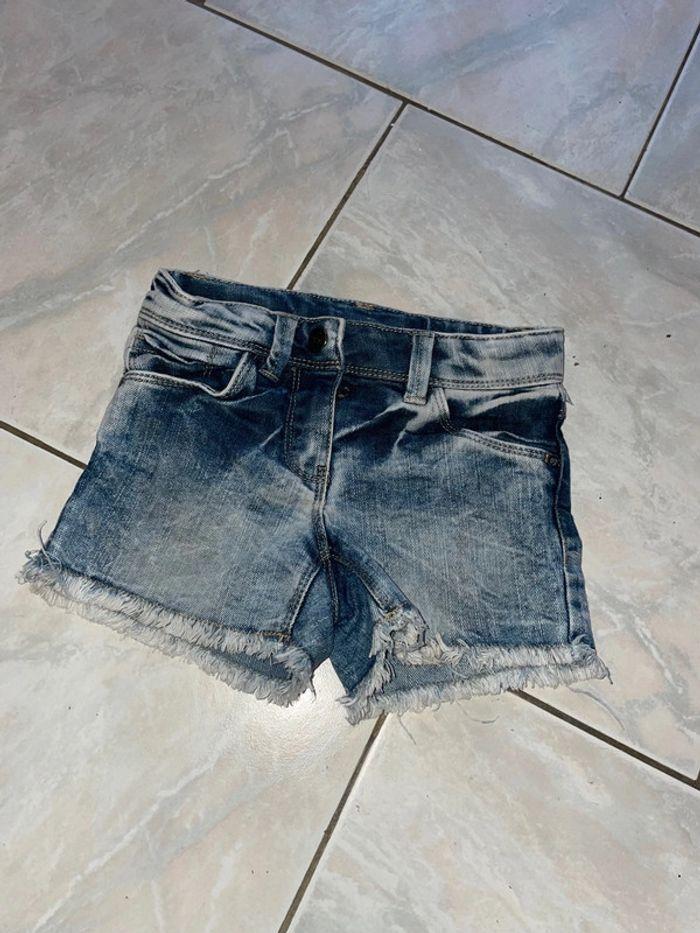 Short bleu style jean 5 ans - photo numéro 1