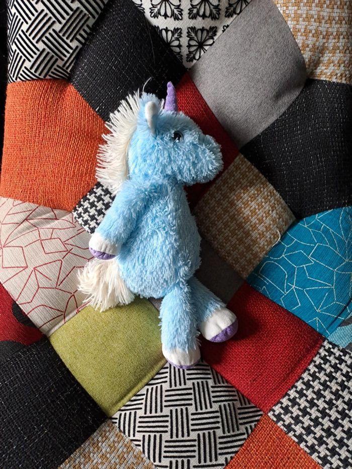 Licorne en peluche - photo numéro 6