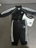 Ensemble adidas