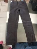 Jeans noir 9/10 ans neuf