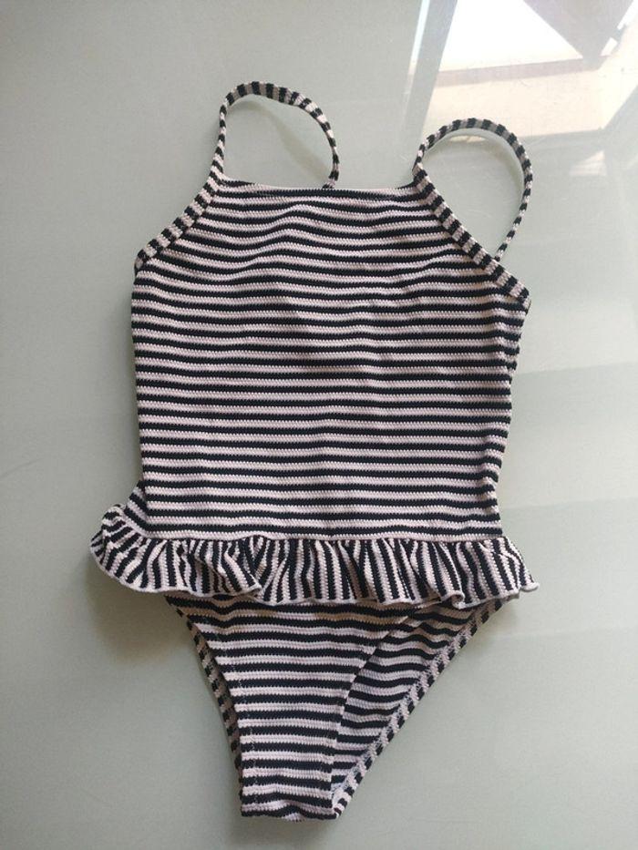 Maillot de bain fille 7-8 ans - photo numéro 1