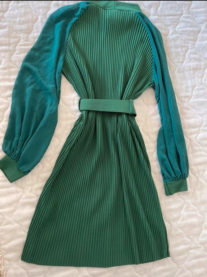 Robe plissée verte 38 - photo numéro 2