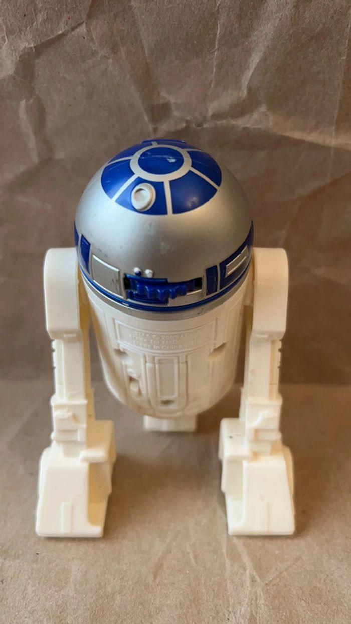 Mac Donald’s 2009 - Guerre des étoiles - Figurine R2 -D2 11cm - photo numéro 3