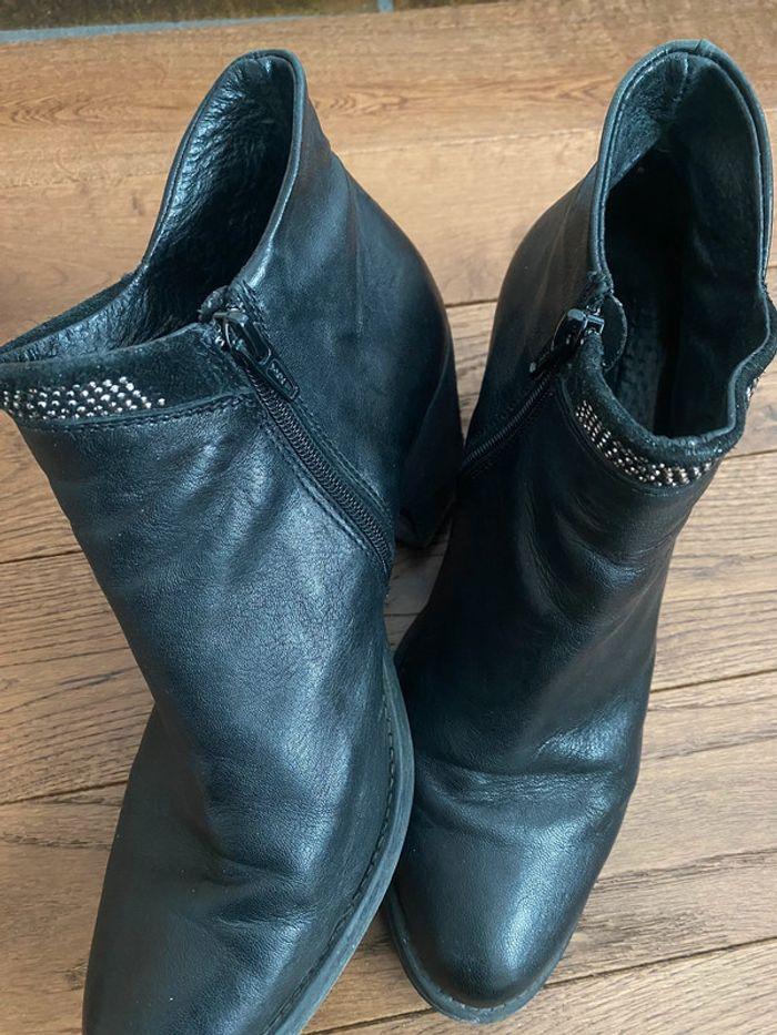 Bottines à talons cuir noir - photo numéro 6