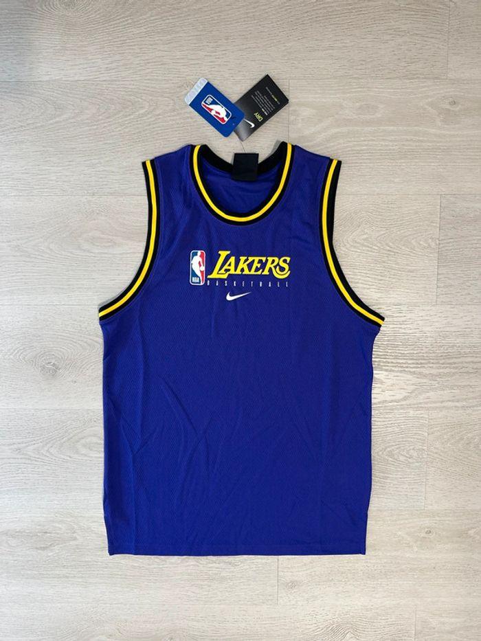 T-Shirt Nike Lakers - photo numéro 1