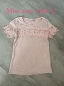 T-shirt à manches courtes rose clair dentelle devant et strass col rond miss Sara taille S