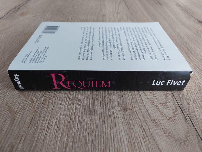 Livre "Requiem" Luc Fivet - photo numéro 3