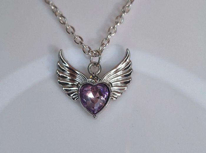 Collier coeur violet avec ailes - photo numéro 2