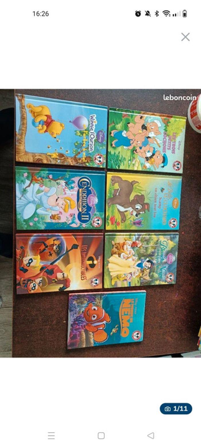 Lot de livres Disney - photo numéro 1