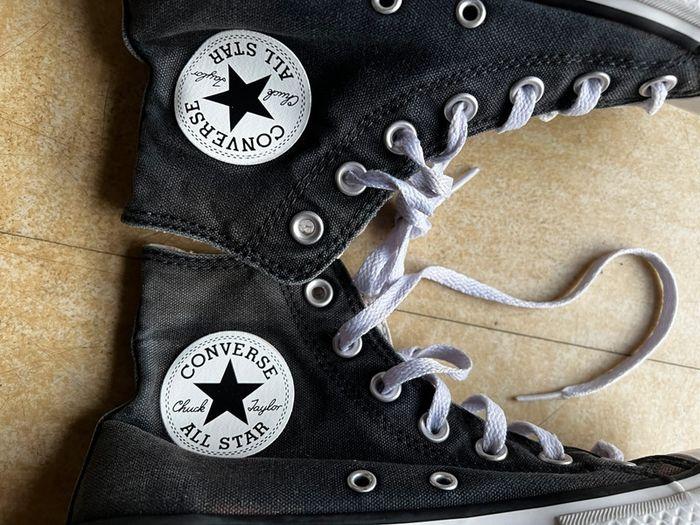 Converse montante hiver 37 bon état avec ses imperfections - photo numéro 2