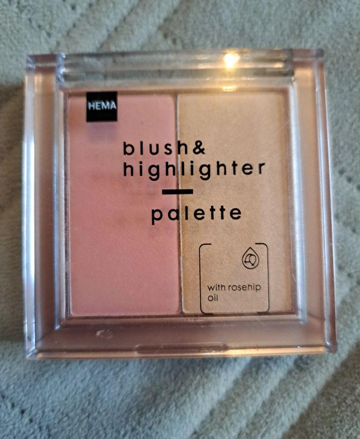 Blush& Hiligther palette