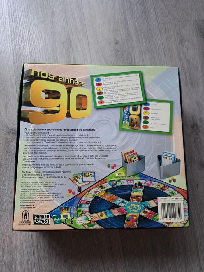 Jeu Trivial Pursuite années 1990. - photo numéro 2